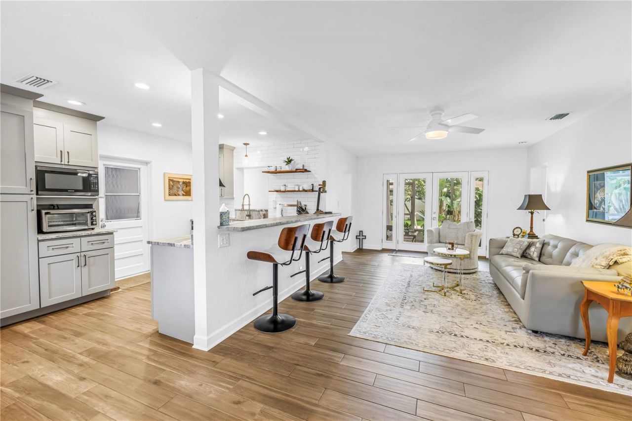 4201 27th Avenue N, Saint Petersburg, FL 33713 Photo