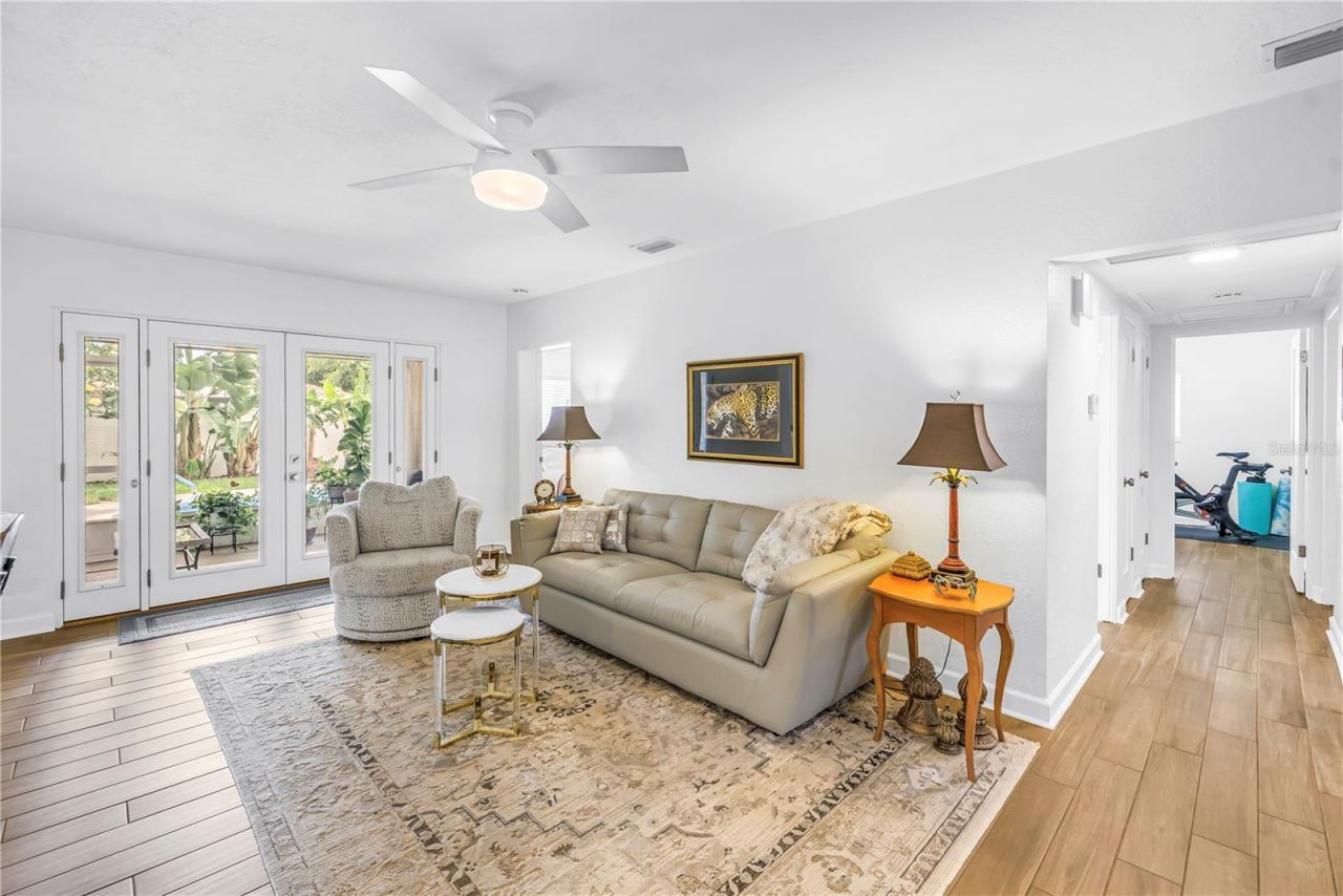 4201 27th Avenue N, Saint Petersburg, FL 33713 Photo