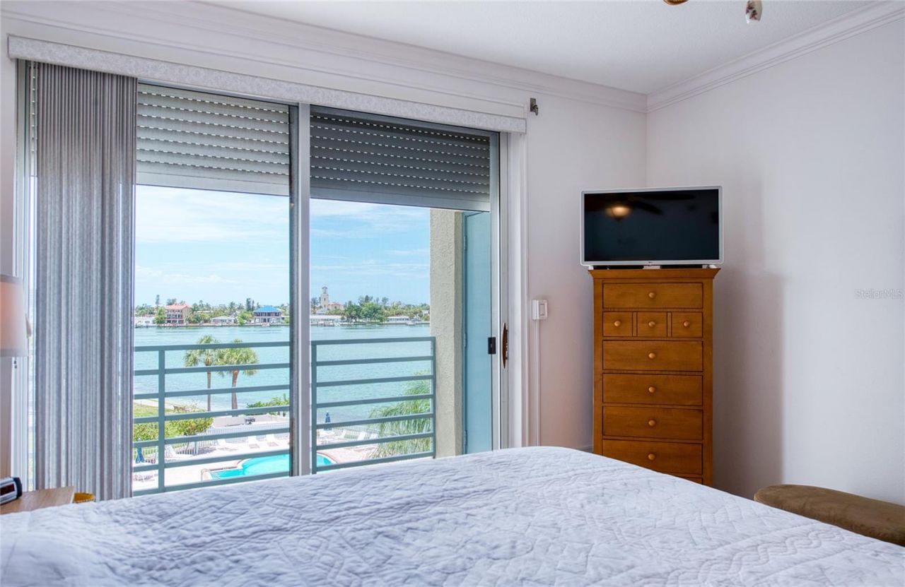 7974 Sailboat Key Boulevard S, Unit 301, South Pasadena, FL 33707 Photo