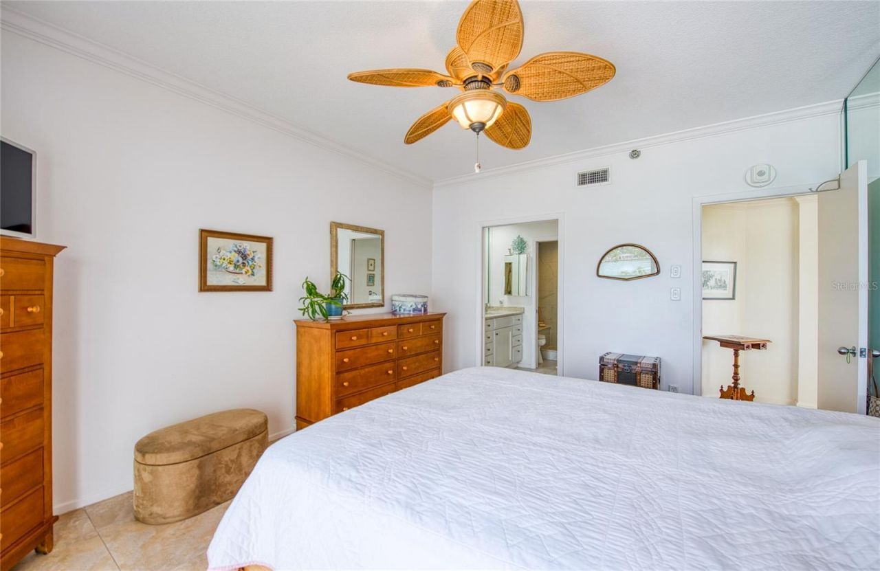 7974 Sailboat Key Boulevard S, Unit 301, South Pasadena, FL 33707 Photo
