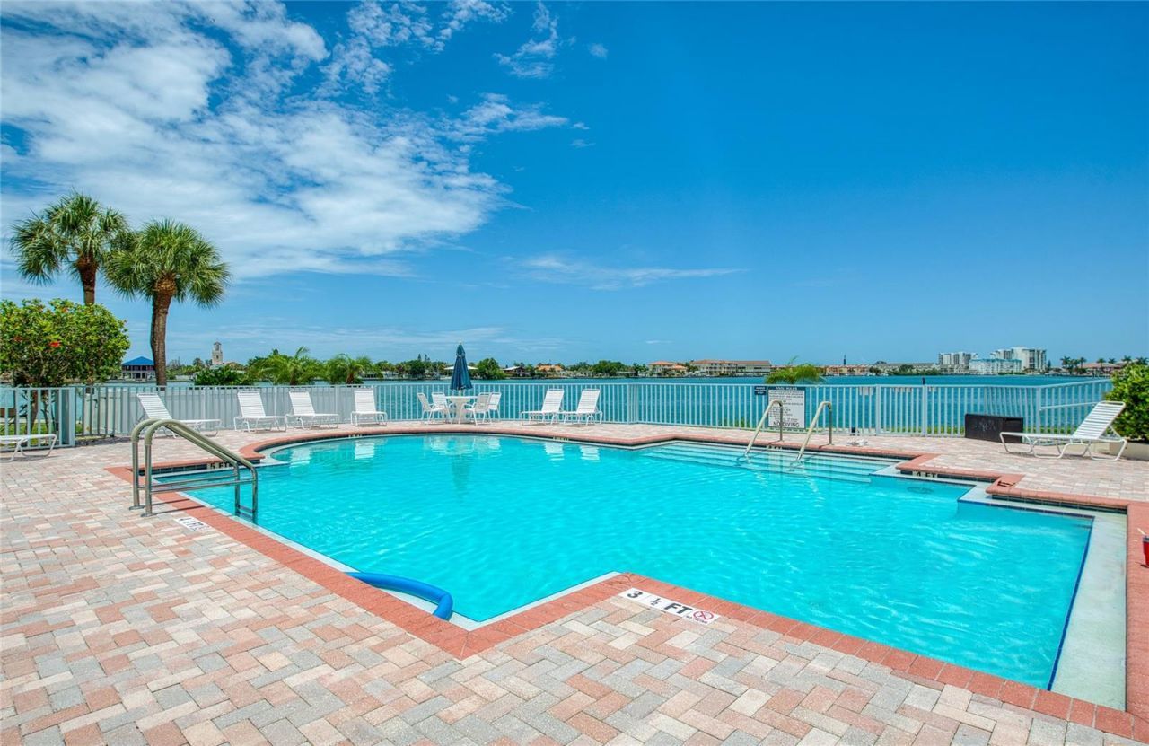 7974 Sailboat Key Boulevard S, Unit 301, South Pasadena, FL 33707 Photo