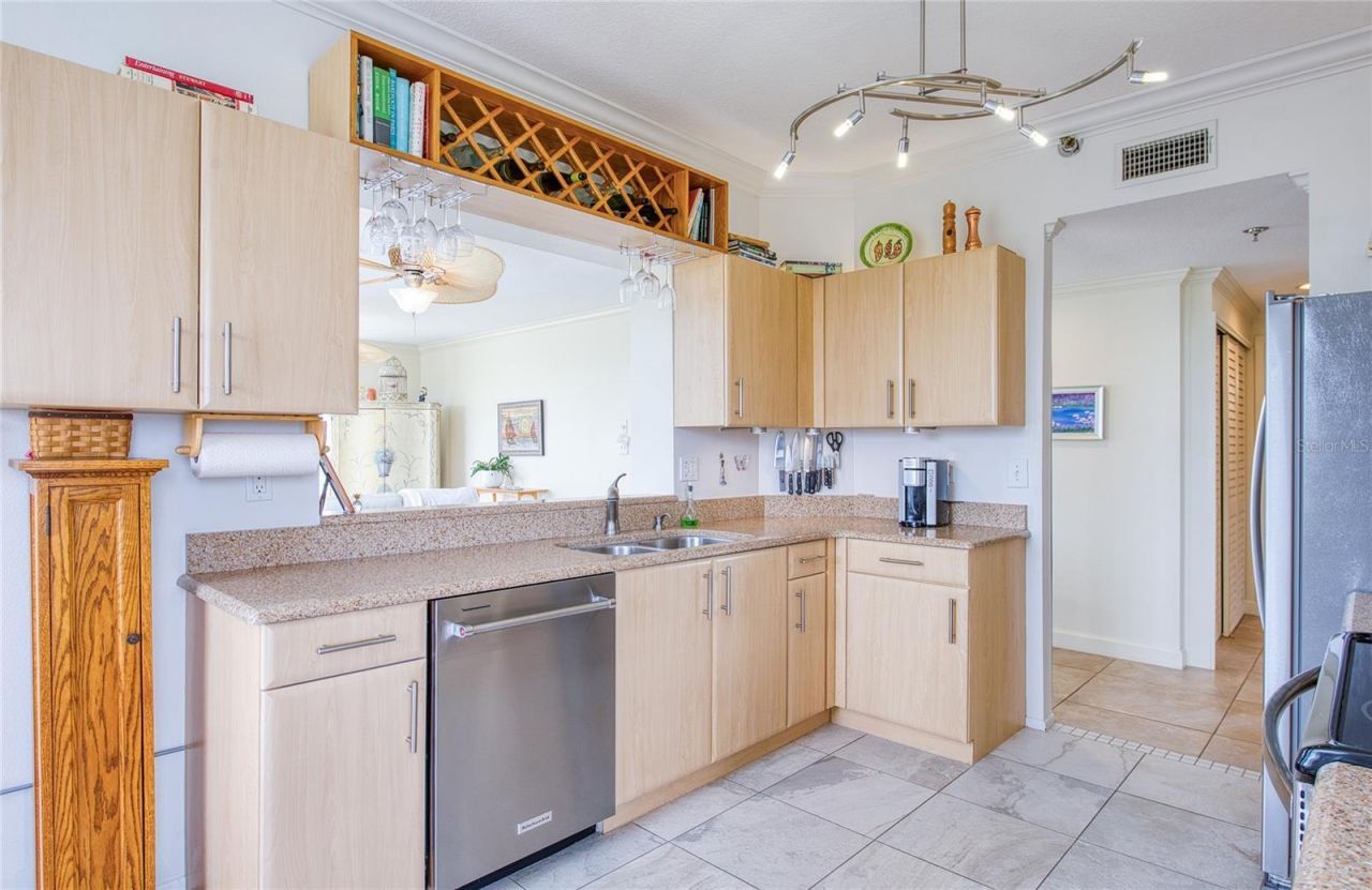 7974 Sailboat Key Boulevard S, Unit 301, South Pasadena, FL 33707 Photo