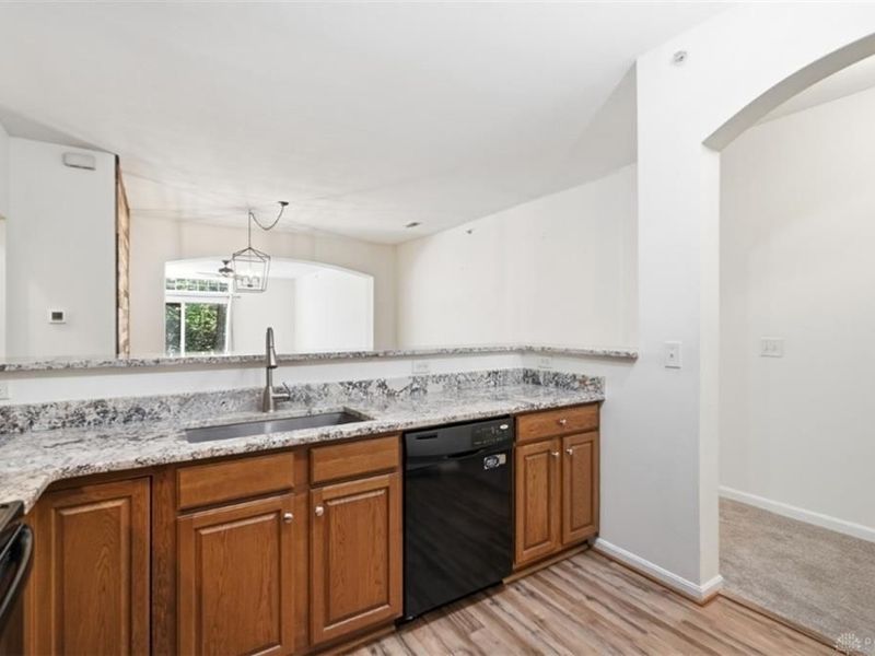 7462 Bridge Point Drive, Green Township, OH 45248 Photo 14