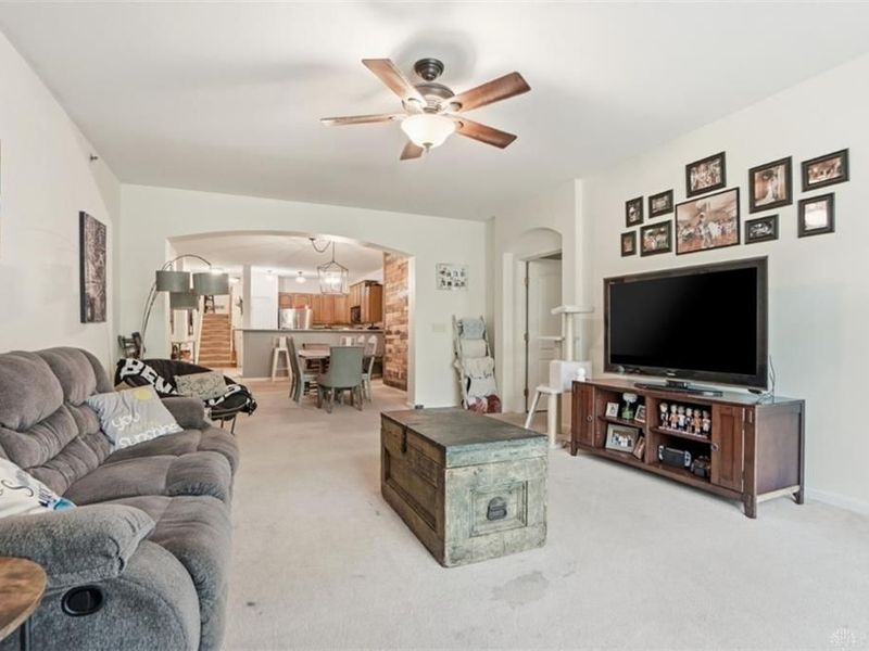7462 Bridge Point Drive, Green Township, OH 45248 Photo 17