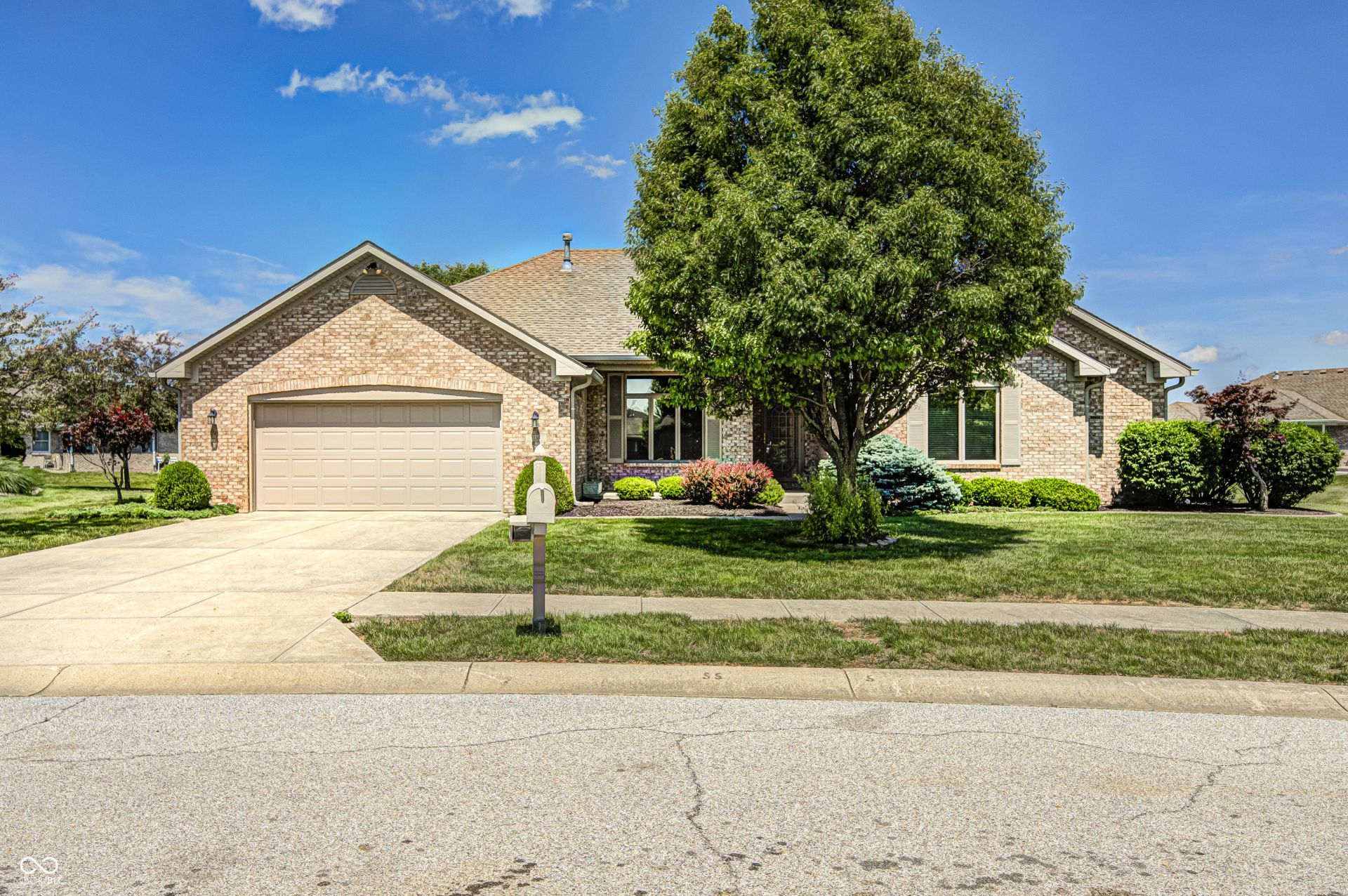 1156 Woodridge, Brownsburg, IN 46112 Main Photo
