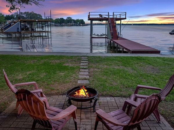 124 Harbor Drive, Gun Barrel City, TX 75156