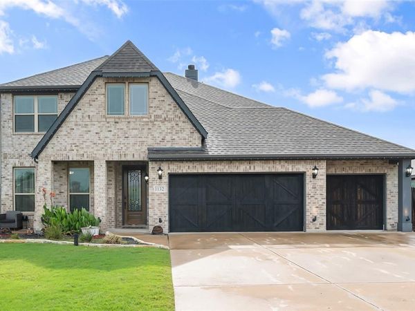 1132 Apple Grove Lane, Waxahachie, TX 75165