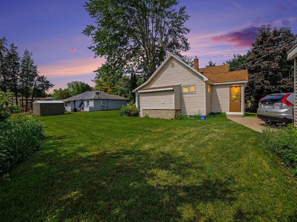 312 N Bear Lake Road, Muskegon, MI 49445