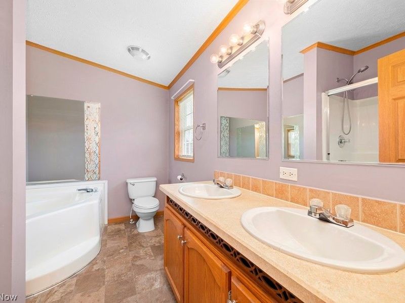 18741 West Road, Wellington, OH 44090 Photo 12