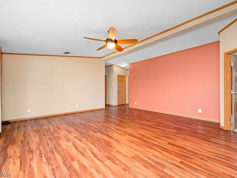 18741 West Road, Wellington, OH 44090 Photo 4