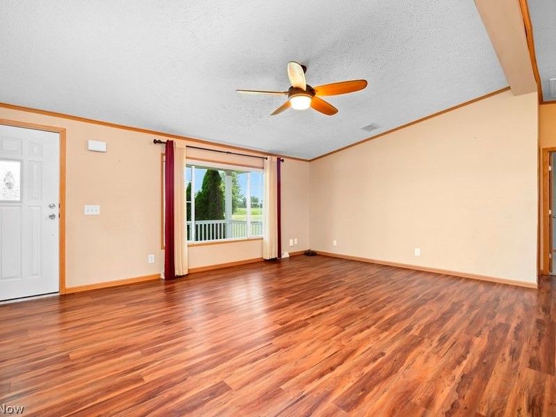 18741 West Road, Wellington, OH 44090 Photo 5