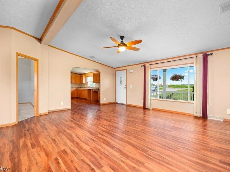 18741 West Road, Wellington, OH 44090 Photo 7