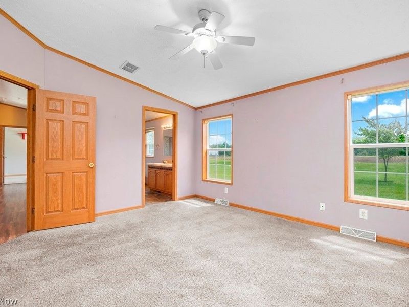 18741 West Road, Wellington, OH 44090 Photo 9