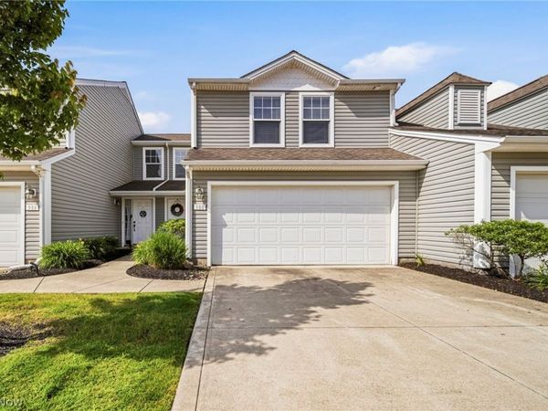 988 Tradewinds Cove , Painesville, OH 44077
