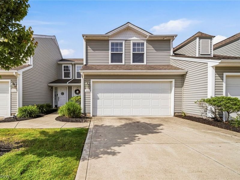 988 Tradewinds Cove, Painesville, OH 44077 Photo 1