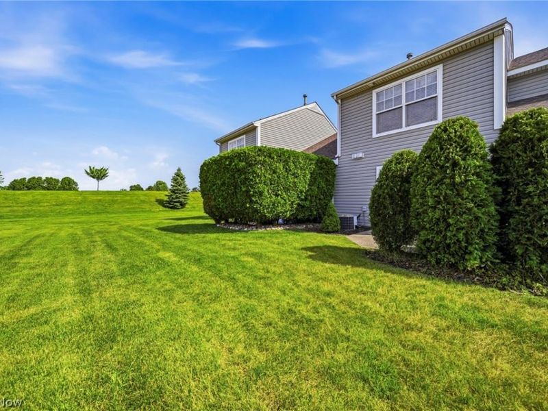 988 Tradewinds Cove, Painesville, OH 44077 Photo 28