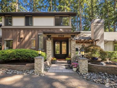 3720 131st Avenue NE, Bellevue, WA 98005