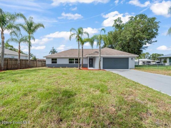 434 Barcelona Road SE , Palm Bay, FL 32909