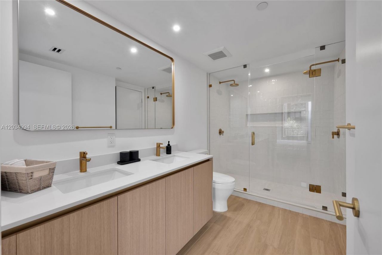 90 NE 32nd , Unit 406, Miami, FL 33127 Photo