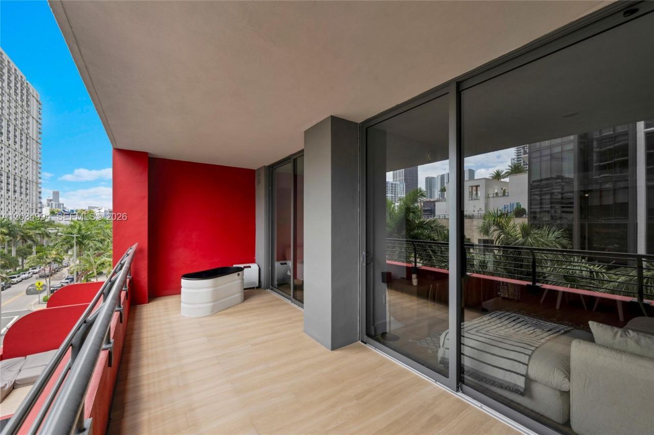 90 NE 32nd , Unit 406, Miami, FL 33127 Photo