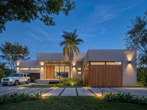 9445 SW 73rd Ave , Pinecrest, FL 33156