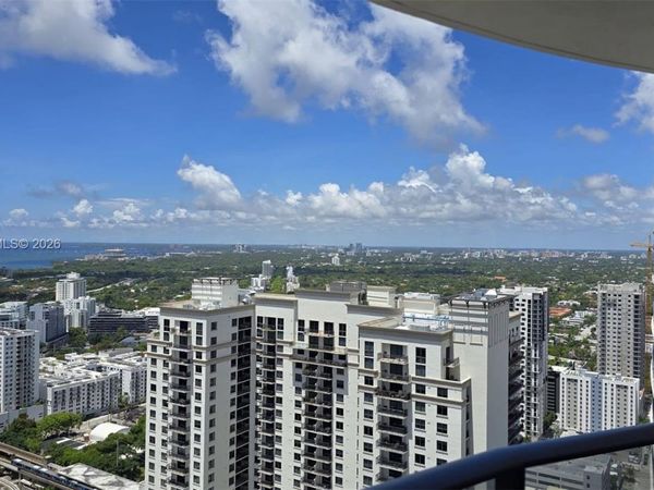 45 SW 9th St, Unit 3906, Miami, FL 33130