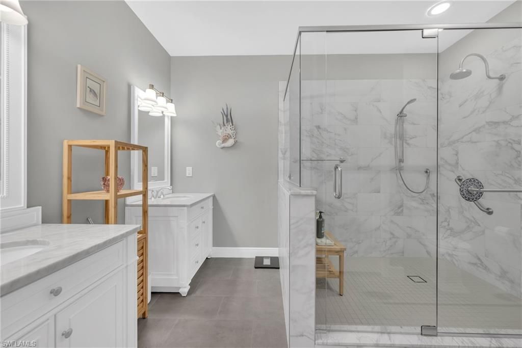 3365 Grand Cypress Dr, Unit 202, Naples, FL 34119 Photo