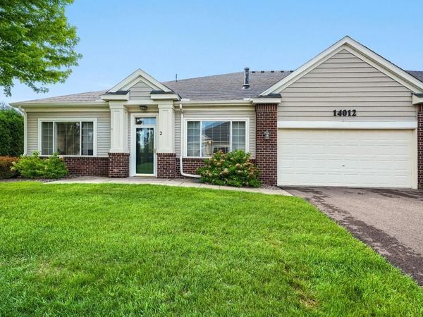 14012 54th Avenue N, Unit 2, Plymouth, MN 55446