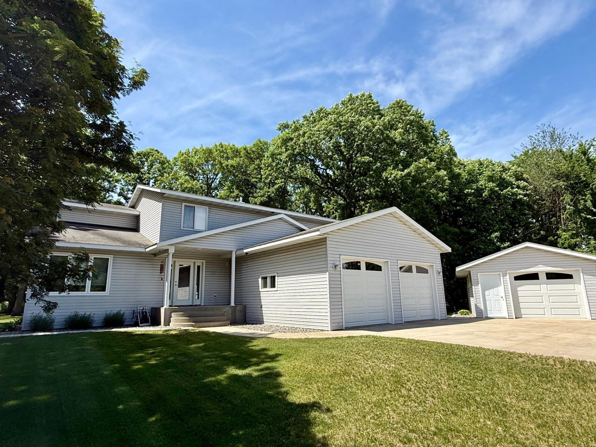 15174 Edgewood Road , Little Falls, MN 56345