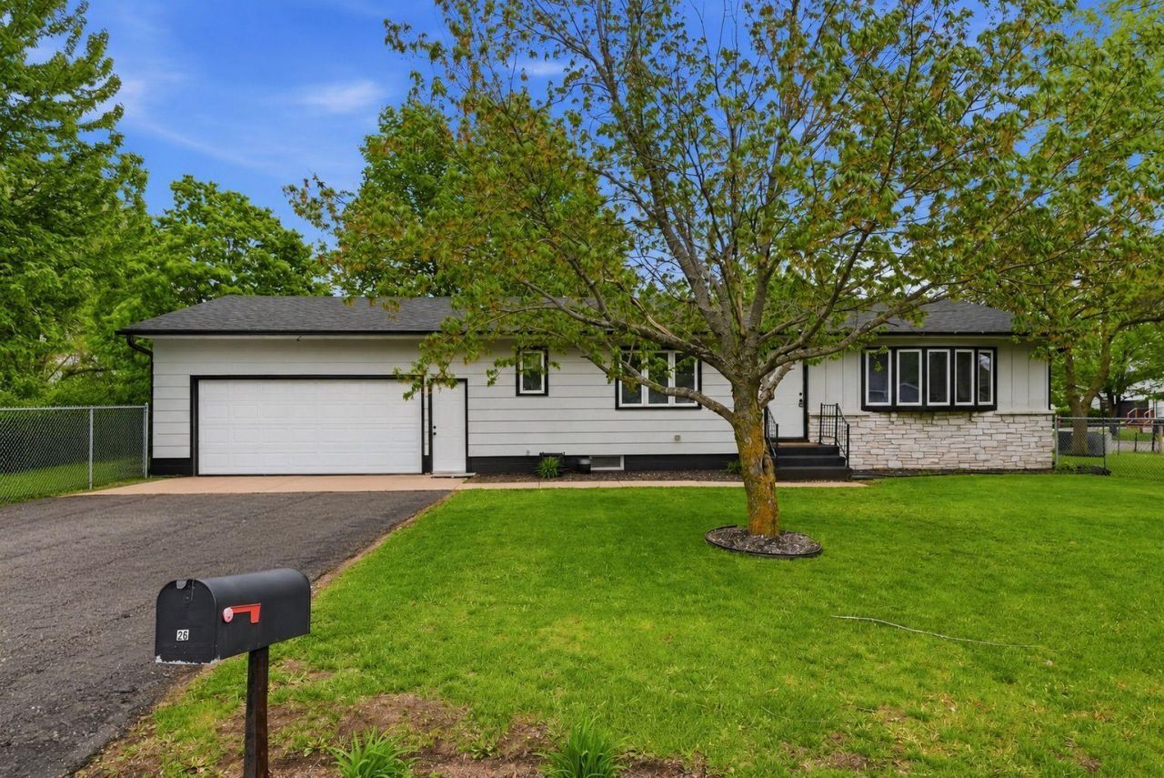 26 4th Avenue SE, Saint Joseph, MN 56374