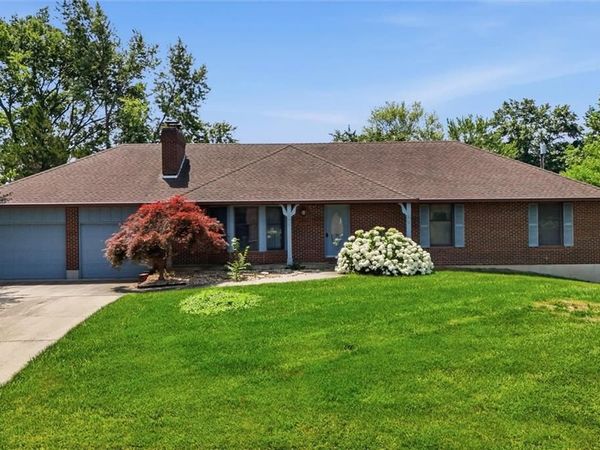 303 W Dauxville Drive, Richmond, MO 64085