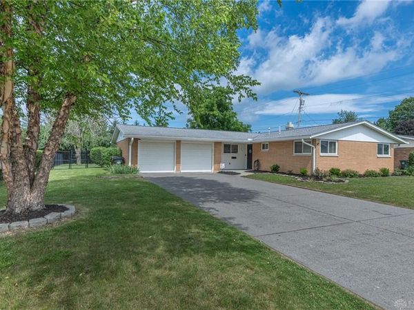 463 Young Drive, Fairborn, OH 45324