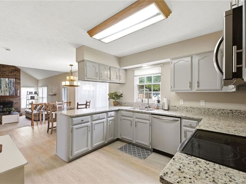 803 Park Hill Court, Beavercreek, OH 45430 Photo 10