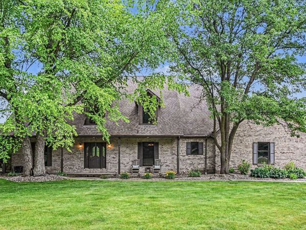 55020 Colonial Ridge Drive, Bristol, IN 46507