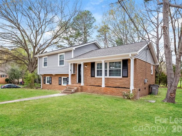 1700 Dixon Road , Gastonia, NC 28054