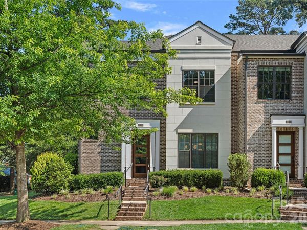 2023 Lynnwood Drive , Charlotte, NC 28209