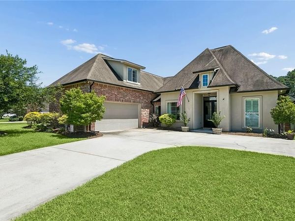 504 ENGLISH OAK Drive , Madisonville, LA 70447