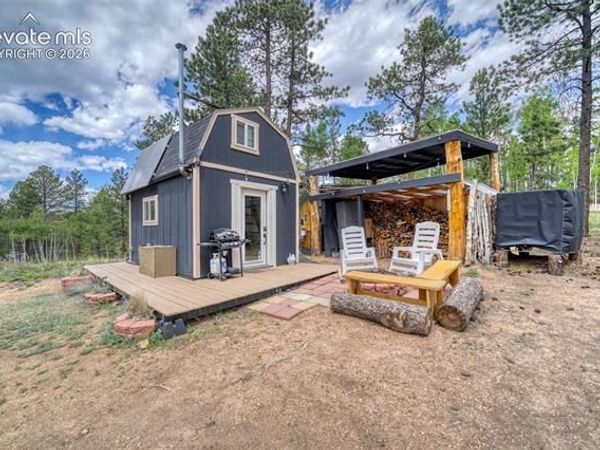 2927 Pathfinder Road, Florissant, CO 80816