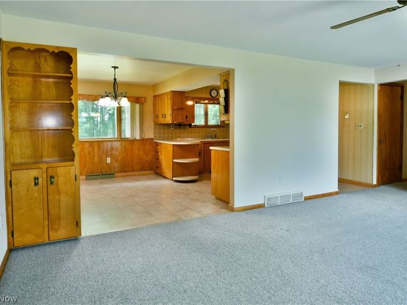 2909 Beal Street NW, Warren, OH 44485 Photo 13