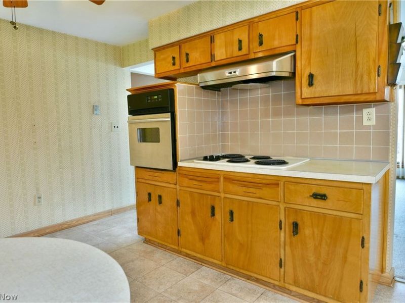 2909 Beal Street NW, Warren, OH 44485 Photo 18