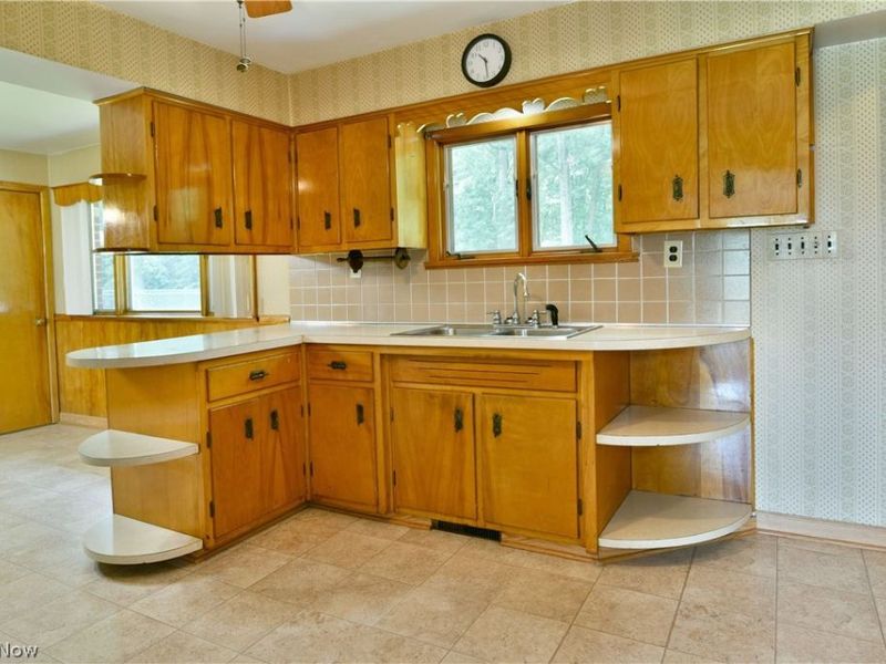 2909 Beal Street NW, Warren, OH 44485 Photo 19