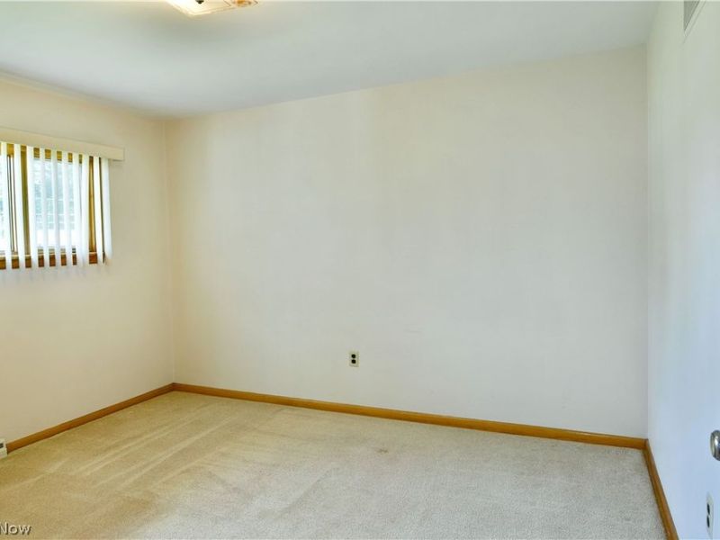 2909 Beal Street NW, Warren, OH 44485 Photo 32