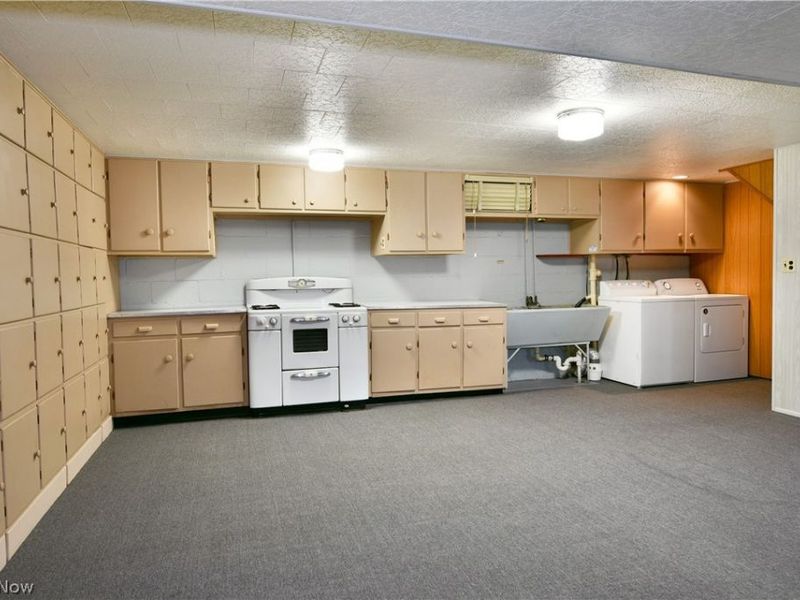 2909 Beal Street NW, Warren, OH 44485 Photo 40