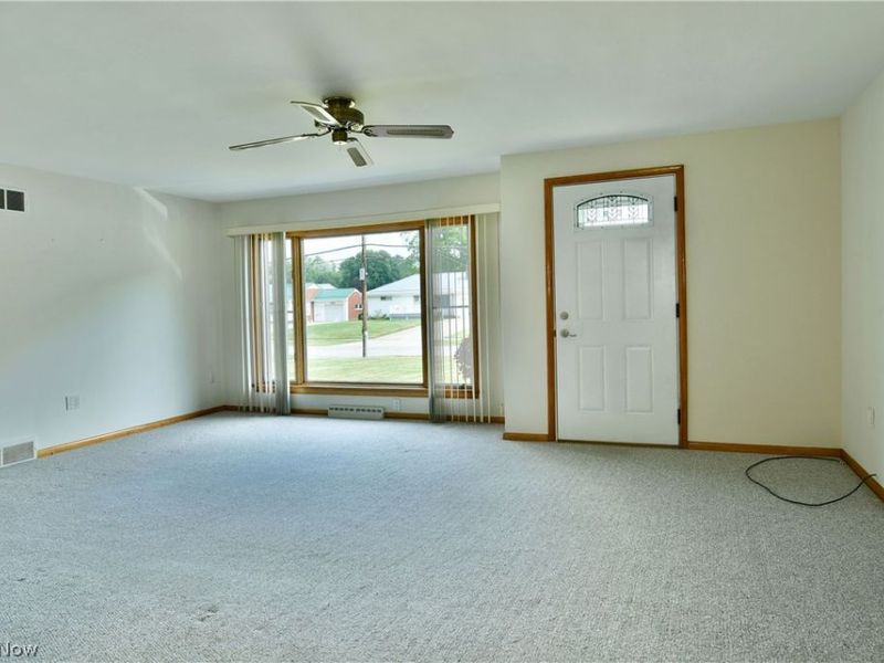 2909 Beal Street NW, Warren, OH 44485 Photo 8