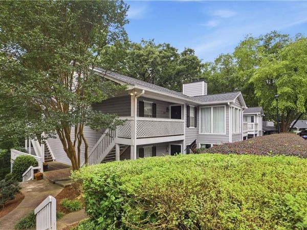 1201 Vicksburg Place , Atlanta, GA 30350
