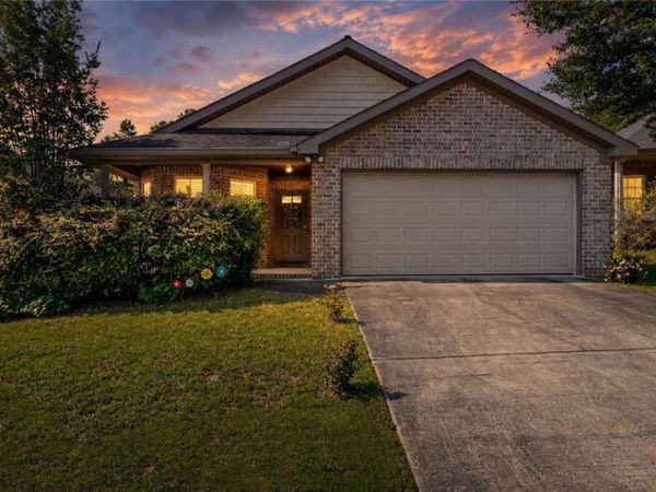4545 Barretts Trce Boulevard , Tuscaloosa, AL 35405