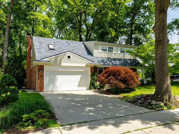 3665 Frederick Drive, Ann Arbor, MI 48105