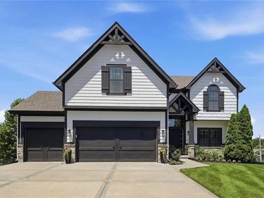 10365 N Skiles Court, Kansas City, MO 64157