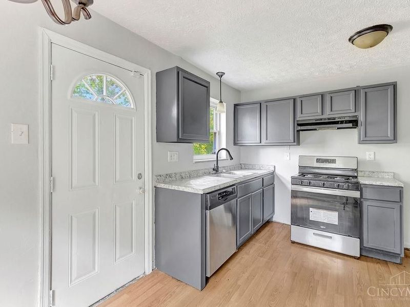 1401 Beech Avenue, Cincinnati, OH 45205 Photo 3