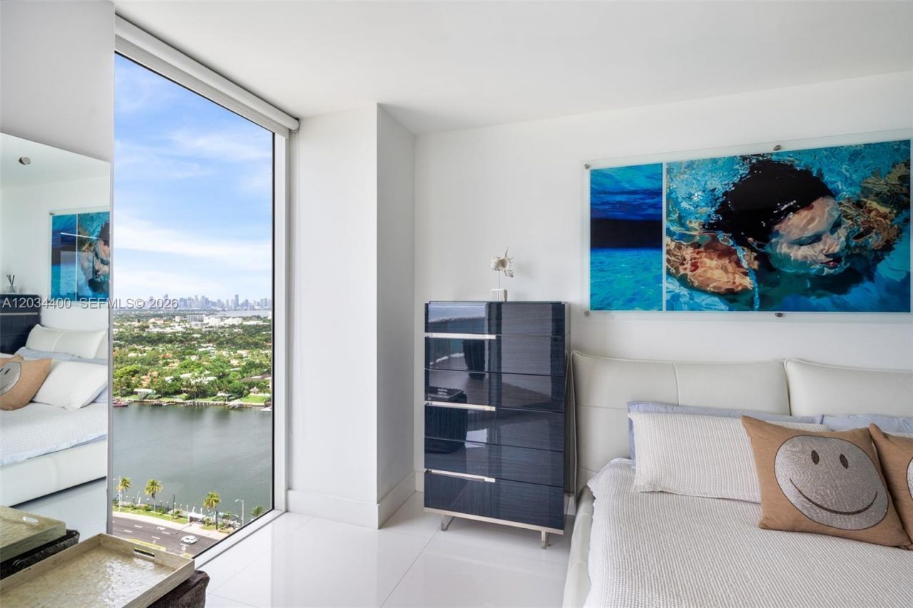 4779 Collins Ave, Unit 2604, Miami Beach, FL 33140 Photo
